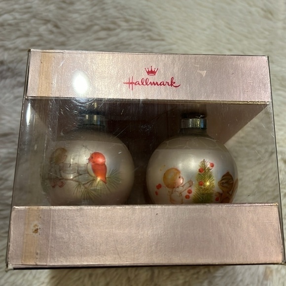 4 Vintage 1975 Hallmark ornaments Little Miracles by Ruth Morehead - Picture 9 of 11